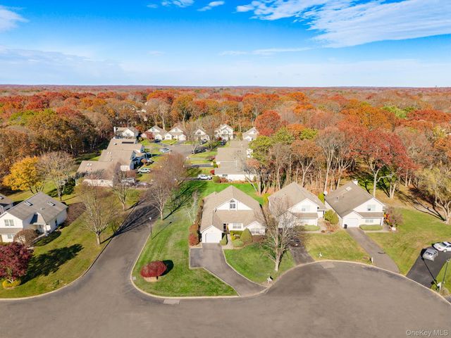 19 Saddlebrook Court, Middle Island, NY 11953