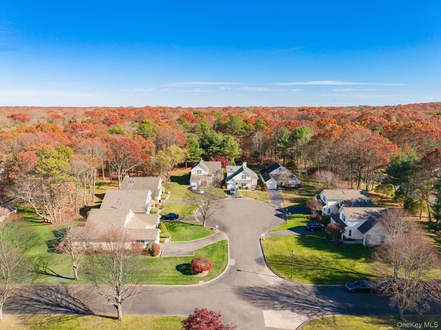 19 Saddlebrook Court, Middle Island, NY 11953