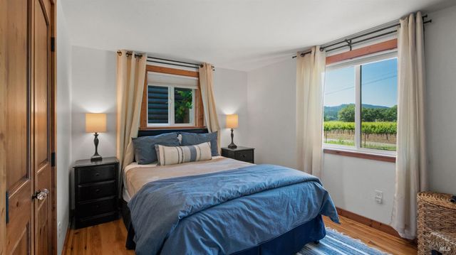 620 Dry Creek Rd, Healdsburg, CA 95448