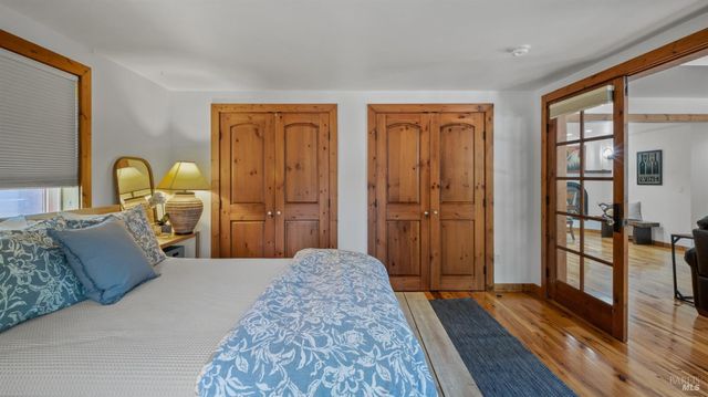 620 Dry Creek Rd, Healdsburg, CA 95448