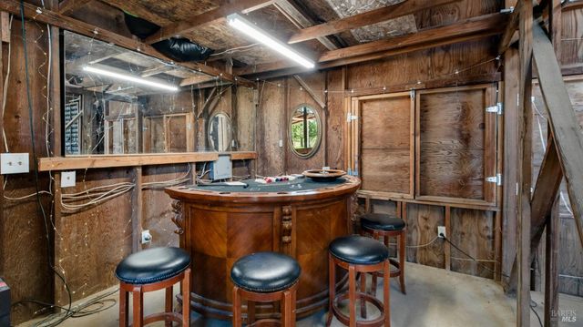 620 Dry Creek Rd, Healdsburg, CA 95448