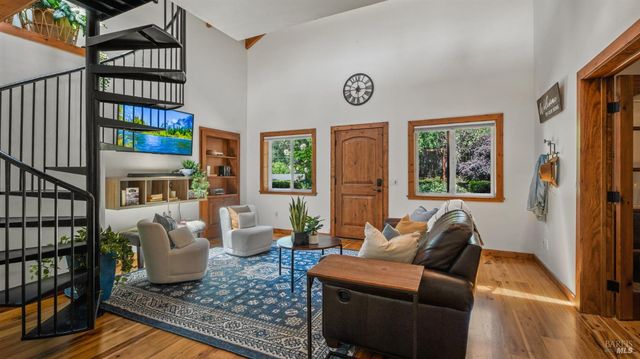 620 Dry Creek Rd, Healdsburg, CA 95448