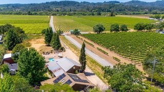 620 Dry Creek Rd, Healdsburg, CA 95448