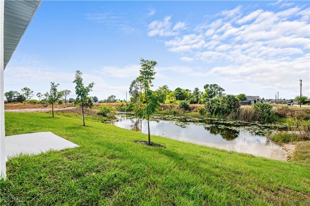 4010 NE 12th CT, Cape Coral, FL 33909