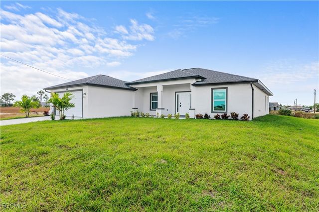 4010 NE 12th CT, Cape Coral, FL 33909