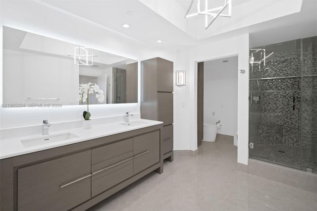 21150 NE 38 Ave 603, Aventura, FL 33180