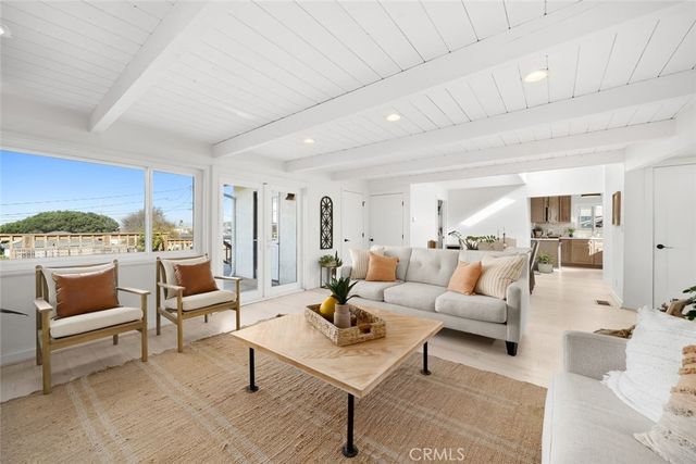 363 N 5th St, Grover Beach, CA 93433