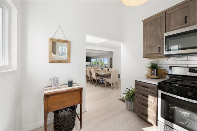 363 N 5th St, Grover Beach, CA 93433