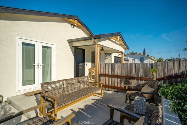 363 N 5th St, Grover Beach, CA 93433