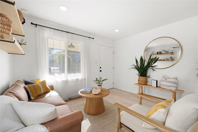 363 N 5th St, Grover Beach, CA 93433