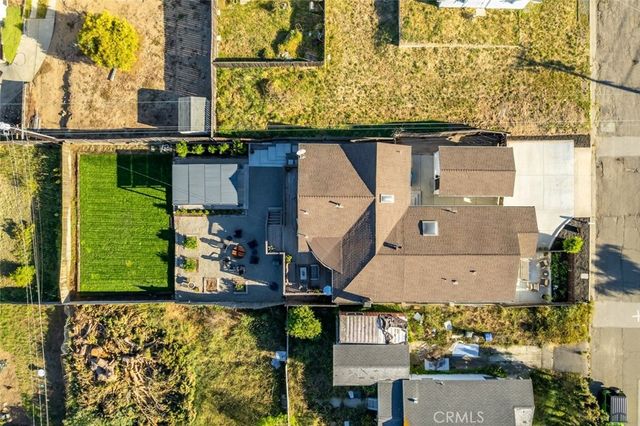 363 N 5th St, Grover Beach, CA 93433