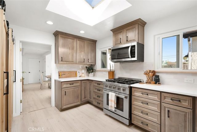 363 N 5th St, Grover Beach, CA 93433