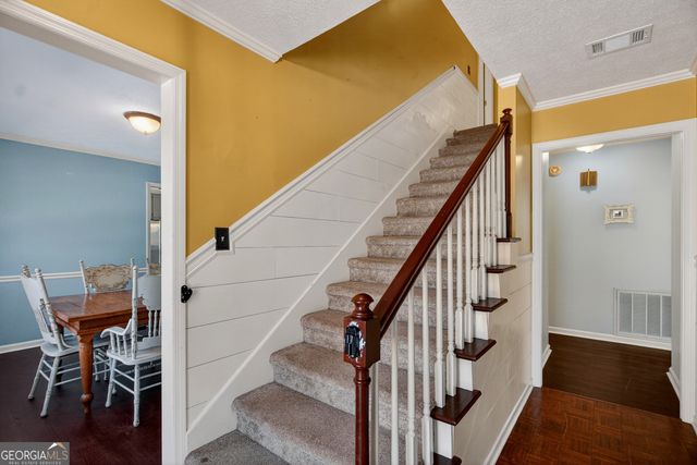 214 Willowcrest Way, Lagrange, GA 30240