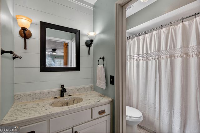 214 Willowcrest Way, Lagrange, GA 30240