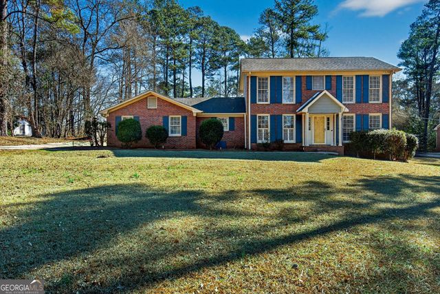 214 Willowcrest Way, Lagrange, GA 30240