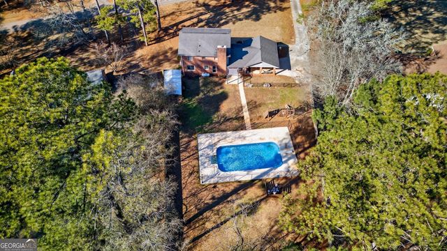 214 Willowcrest Way, Lagrange, GA 30240