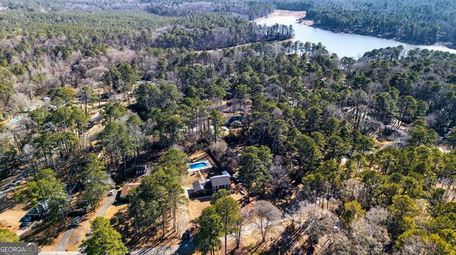 214 Willowcrest Way, Lagrange, GA 30240