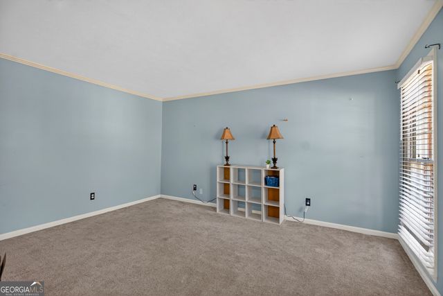 214 Willowcrest Way, Lagrange, GA 30240