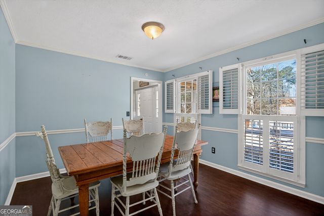 214 Willowcrest Way, Lagrange, GA 30240