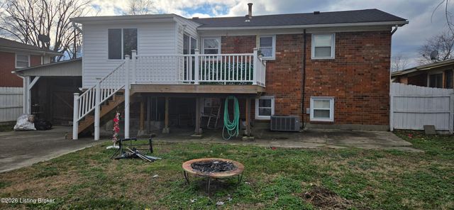 5913 Prestwood Ct, Louisville, KY 40219