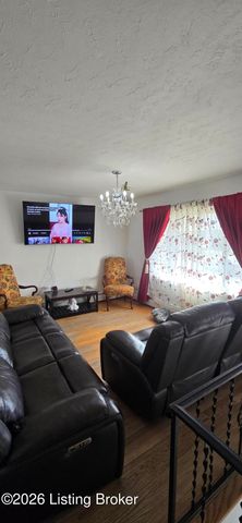 5913 Prestwood Ct, Louisville, KY 40219