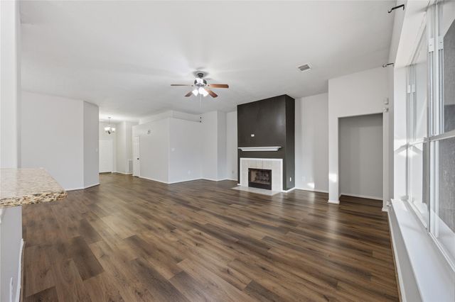 19718 Gable Woods Drive, Tomball, TX 77375