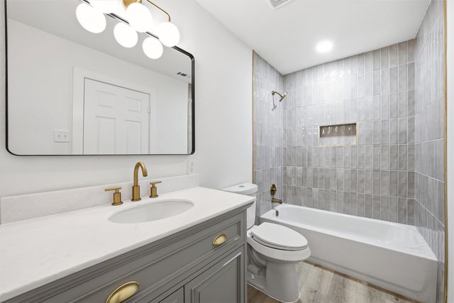 1221 Chestnut Street, Waco, TX 76704