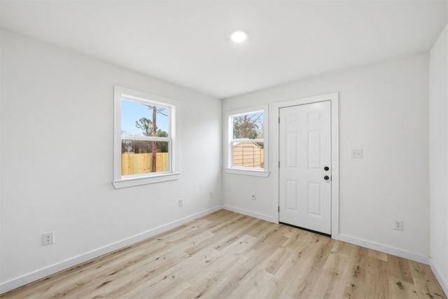 1221 Chestnut Street, Waco, TX 76704