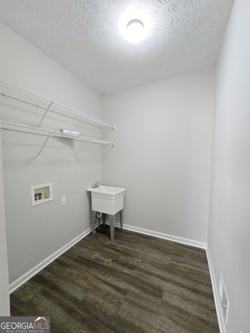 150 Varsailles Place, Ellenwood, GA 30294