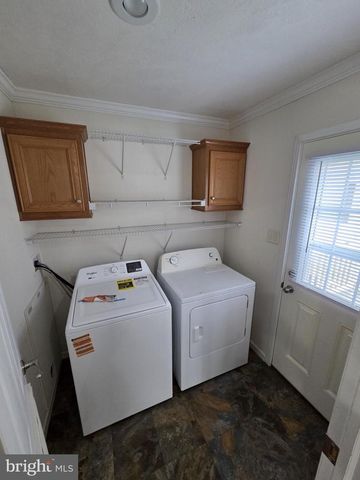 29 REDWOOD LN, Mays Landing, NJ 08330