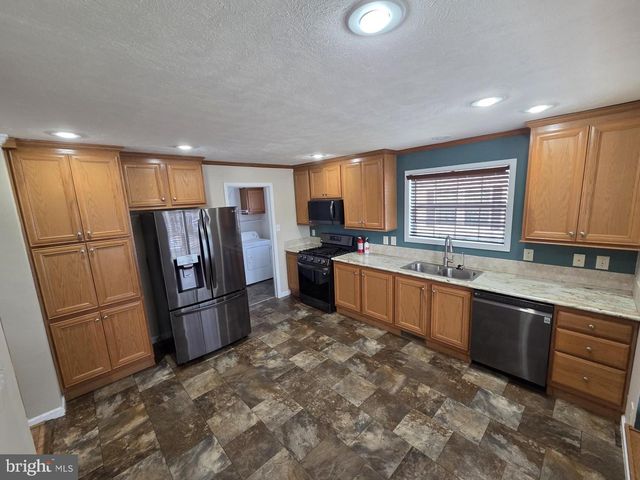 29 REDWOOD LN, Mays Landing, NJ 08330