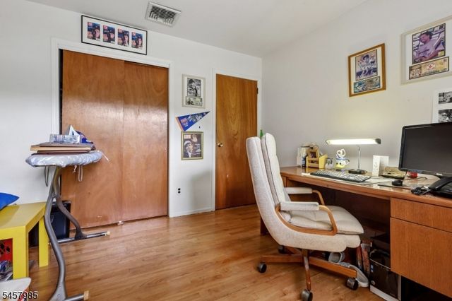 55 Lench Ave, Edison Twp., NJ 08820