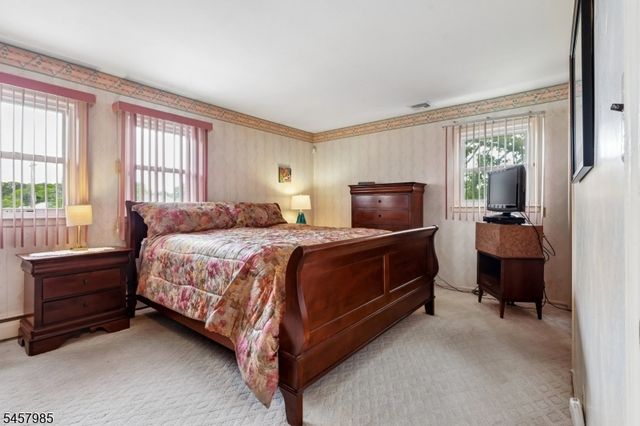 55 Lench Ave, Edison Twp., NJ 08820