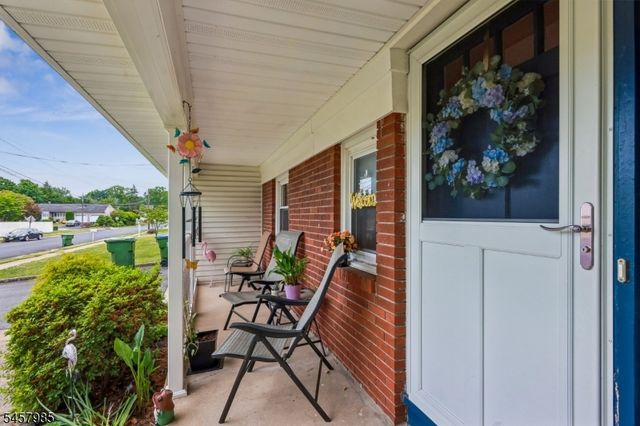 55 Lench Ave, Edison Twp., NJ 08820