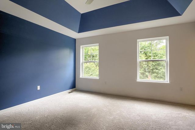 1 WOODS DR, Camp Hill, PA 17011