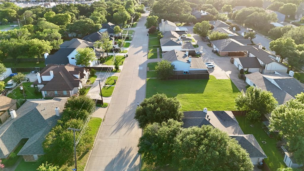 2303 Cales Drive, Arlington, TX 76013 — photo 5