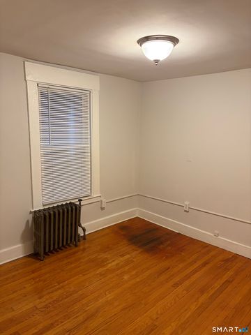 973 State Street 1, New Haven, CT 06511