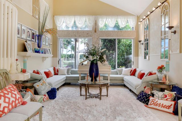 2070 Chagall Circle, West Palm Beach, FL 33409