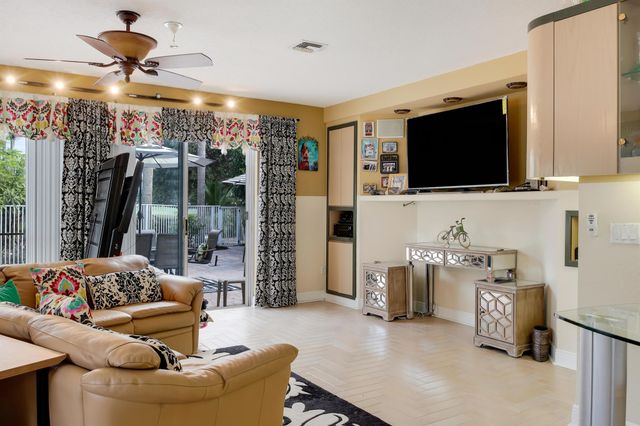 2070 Chagall Circle, West Palm Beach, FL 33409