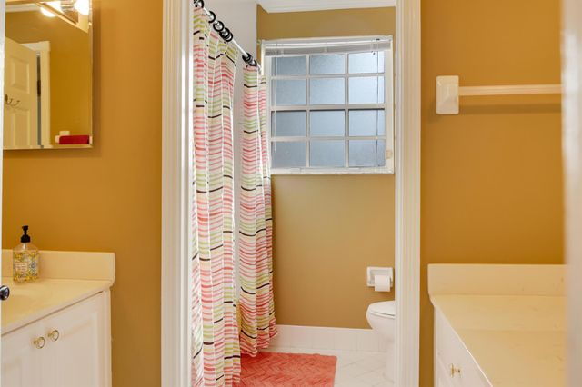 2070 Chagall Circle, West Palm Beach, FL 33409