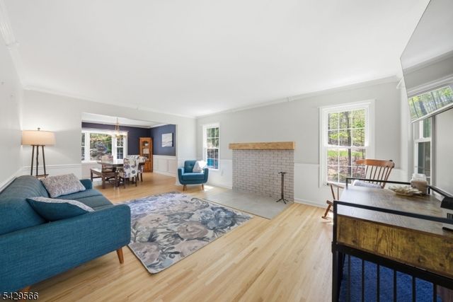 71 Chincopee Rd, Jefferson Twp., NJ 07849