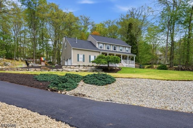 71 Chincopee Rd, Jefferson Twp., NJ 07849