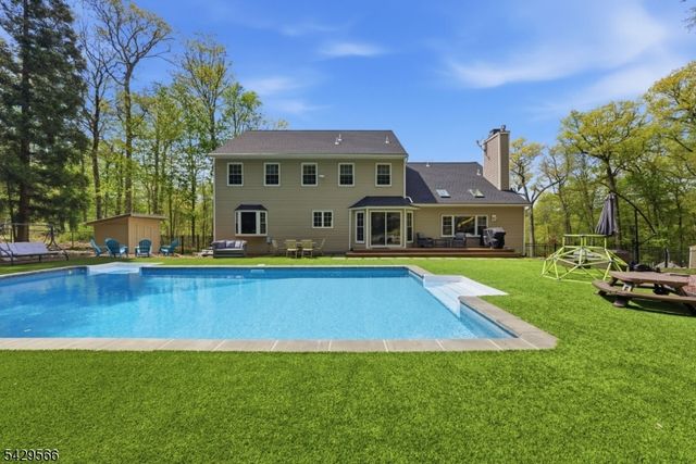 71 Chincopee Rd, Jefferson Twp., NJ 07849