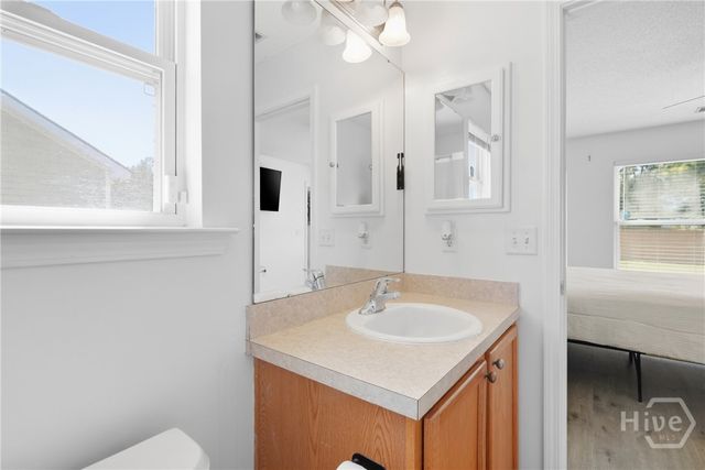 115 S Circle Drive, Savannah, GA 31405