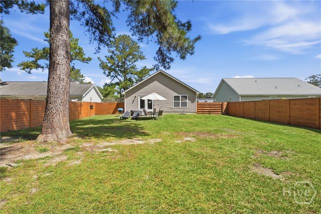 115 S Circle Drive, Savannah, GA 31405