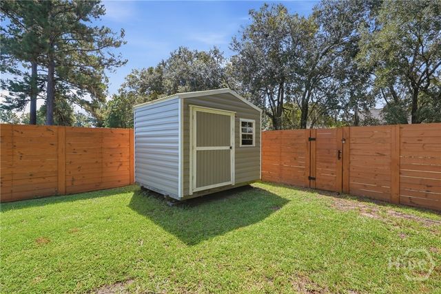115 S Circle Drive, Savannah, GA 31405