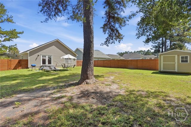 115 S Circle Drive, Savannah, GA 31405