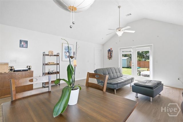 115 S Circle Drive, Savannah, GA 31405