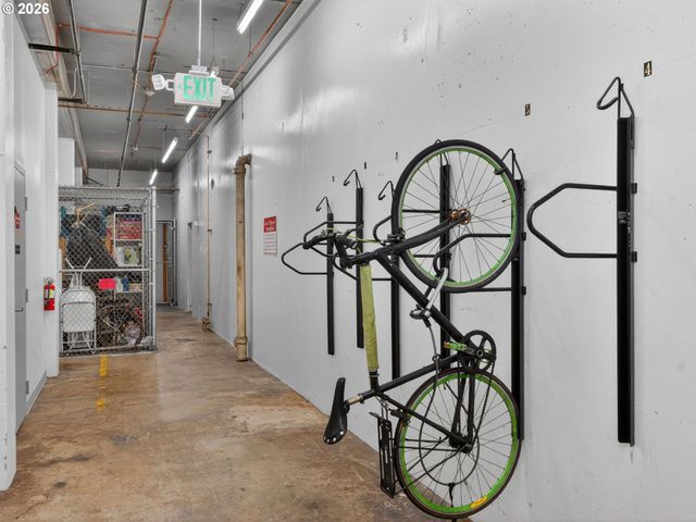 900 Ne 81ST Ave 314, Portland, OR 97213