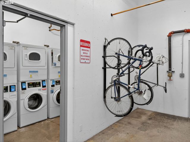 900 Ne 81ST Ave 314, Portland, OR 97213